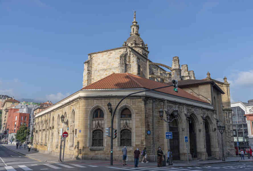 Vizcaya - Bilbao - iglesia de San Antón 3.jpg